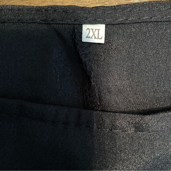 Long Black Maxi Dress with Long Sleeves and Banded Waist - Picture 13 of 15